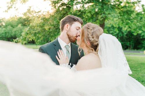 carousel-hero-element image-0